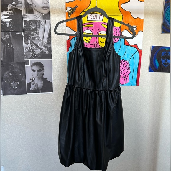 BLACK LEATHER DRESS - Picture 1 of 3